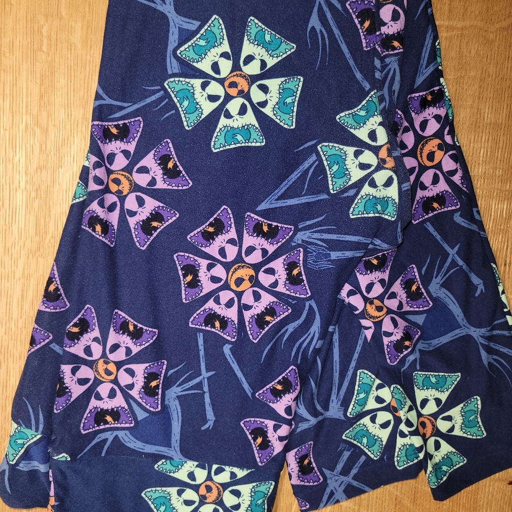 Lularoe Nightmare Before Christmas TC Leggings